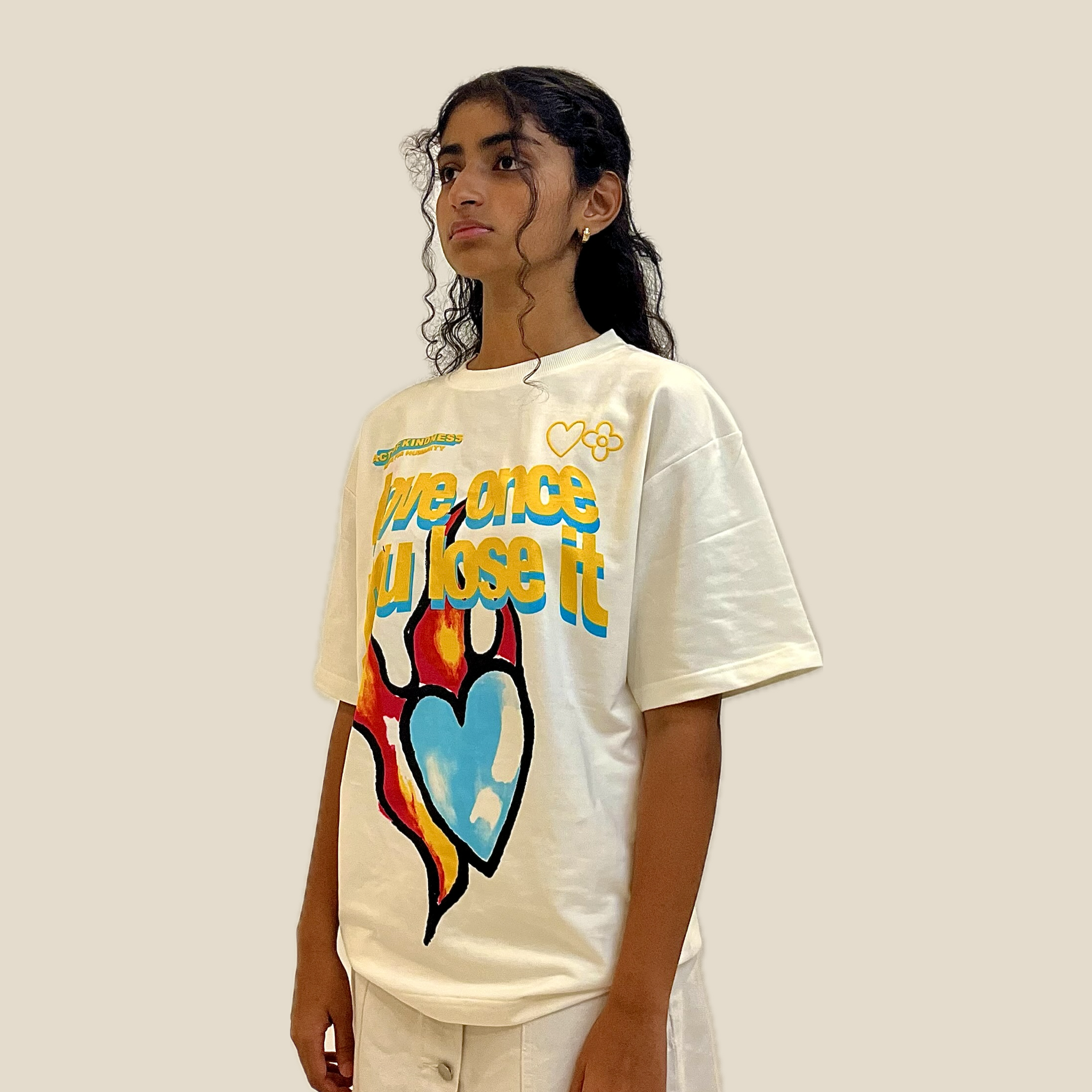 BLAZING HEART OVERSIZED T-SHIRT (UNISEX)